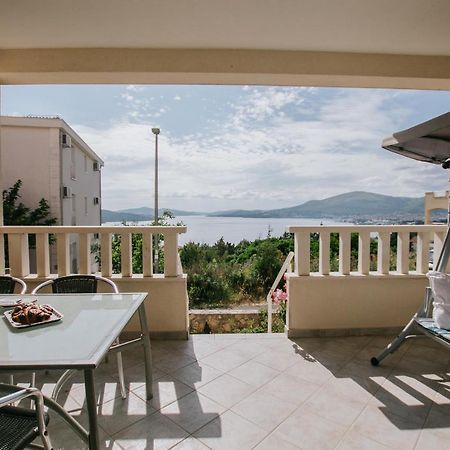 Appartamento Apartman Sunny Traù Esterno foto