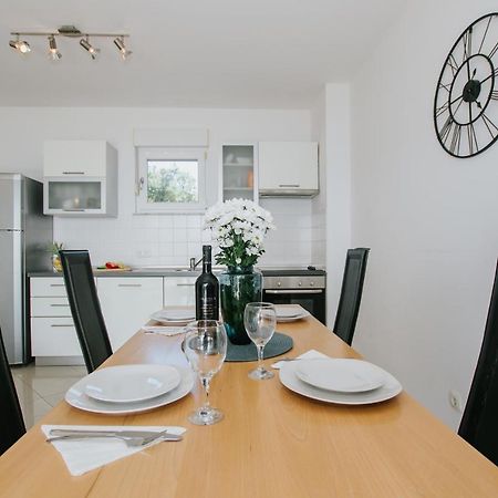 Appartamento Apartman Sunny Traù Esterno foto