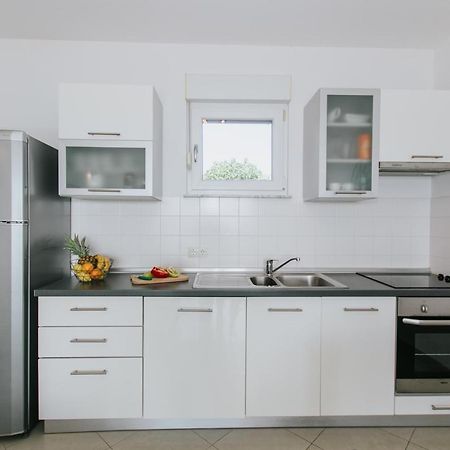 Appartamento Apartman Sunny Traù Esterno foto